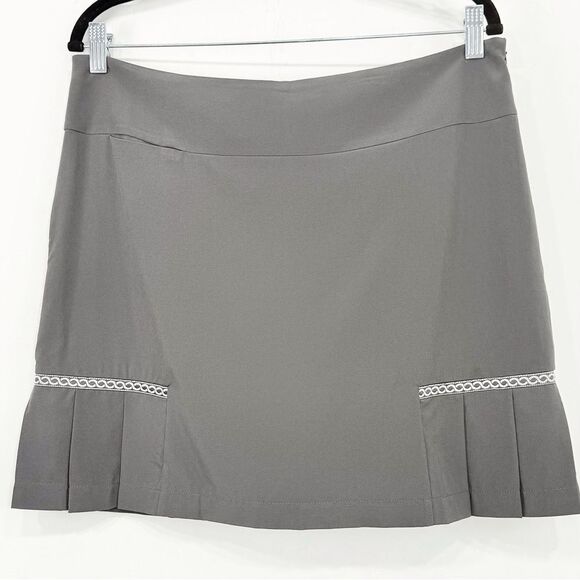 Golftini Titanium Gray Flirty Pleat Hem Athleisure Athletic Sporty Golf Skort - Picture 1 of 16